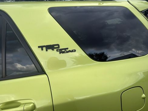 Used 2023 Toyota 4Runner TRD Off-Road Premium w/ Off Road Premium Plus Package AWD/4WD image 40