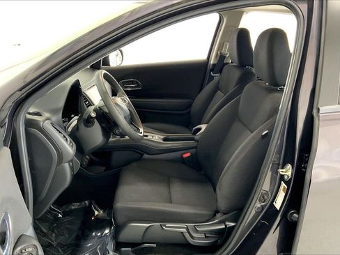 Used 2017 Honda HR-V EX image 18