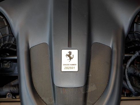Used 2022 Ferrari Roma RWD image 10