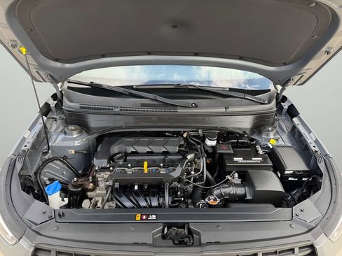 Used 2020 Hyundai Venue SE image 34