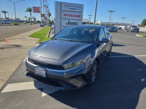 Used 2024 Kia Forte LXS image 18