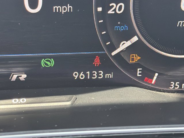 Used 2019 Volkswagen Golf R 4-Door AWD/4WD image 23