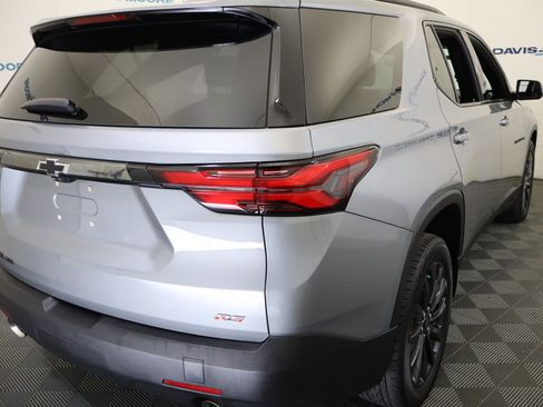Used 2023 Chevrolet Traverse RS image 5