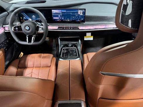 New 2026 BMW 760i xDrive w/ Luxury Rear Seating Package AWD/4WD image 12