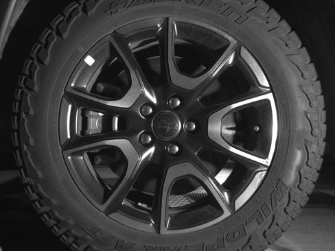 Used 2025 Jeep Compass Trailhawk AWD/4WD image 12