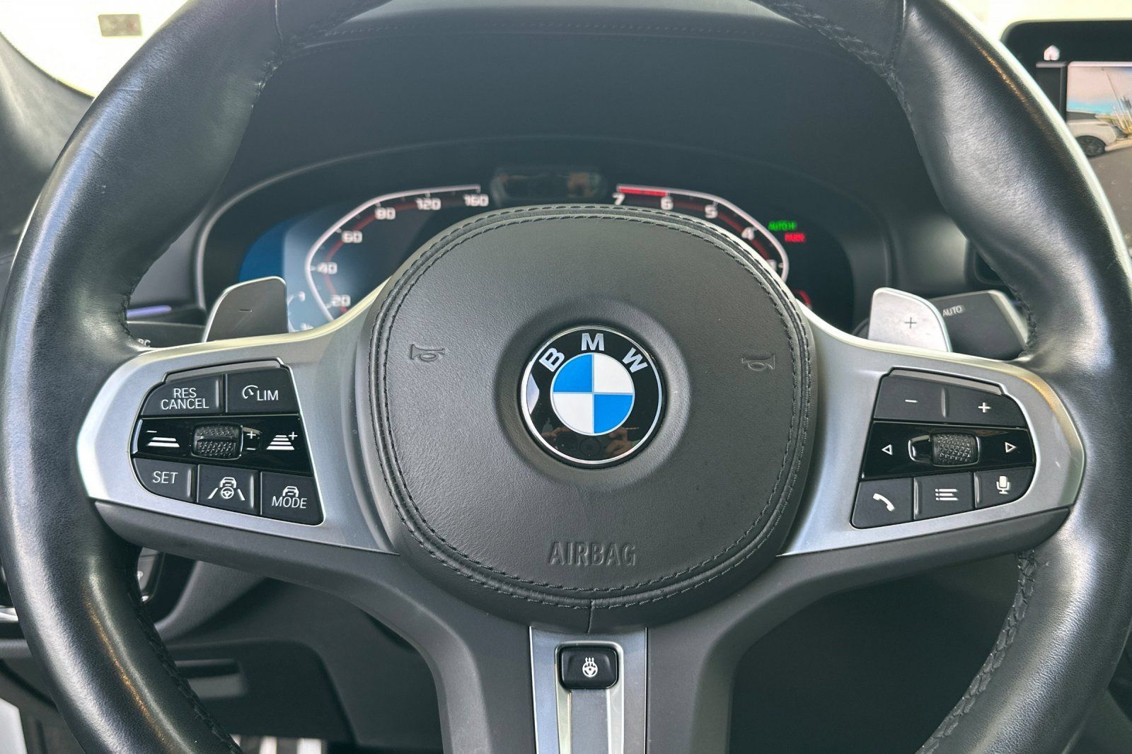 Used 2023 BMW M550i xDrive w/ Executive Package AWD/4WD image 28