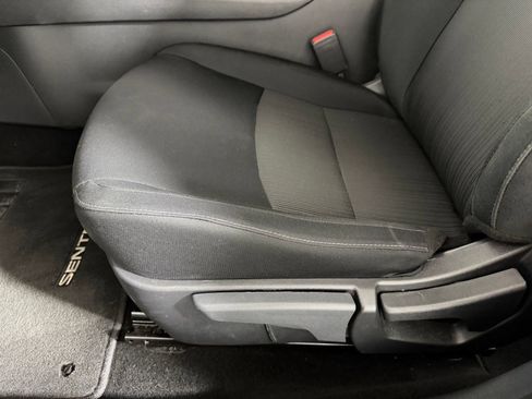 Used 2025 Nissan Sentra SV FWD image 12