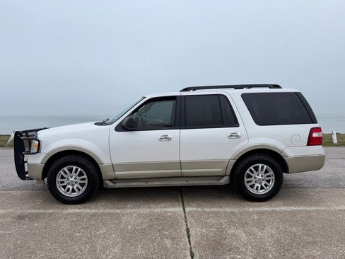 Used 2010 Ford Expedition Eddie Bauer image 8