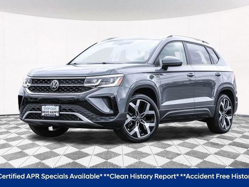 Certified 2023 Volkswagen Taos SEL AWD/4WD image 2