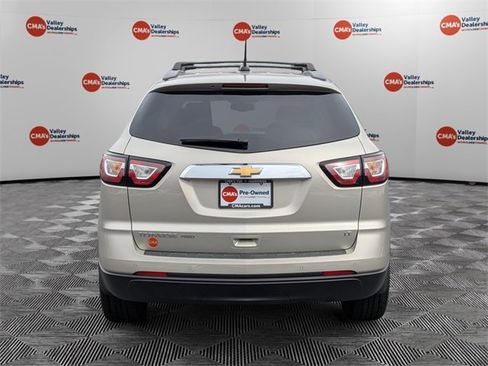 Used 2017 Chevrolet Traverse LT image 6