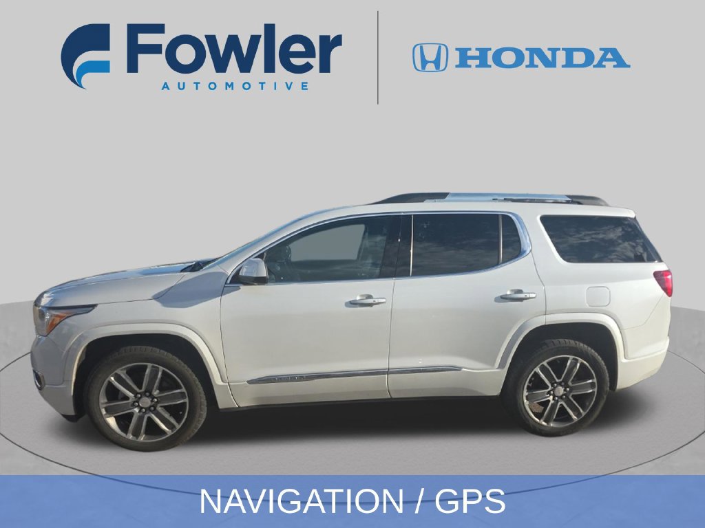 Used 2017 GMC Acadia Denali w/ Technology Package AWD/4WD image 7
