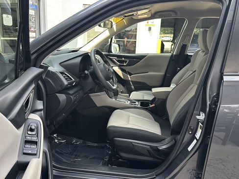 Certified 2023 Subaru Forester AWD/4WD image 12