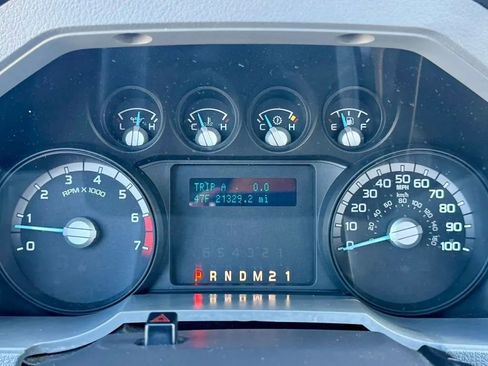 Used 2014 Ford F250 XL w/ Snow Plow Prep Package image 16