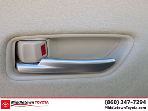 Used 2023 Chevrolet Colorado LT image 11