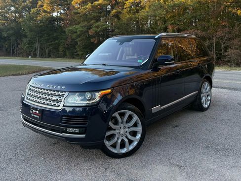 Used 2015 Land Rover Range Rover Supercharged image 4