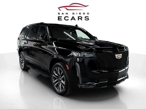 Used 2023 Cadillac Escalade Sport image 3