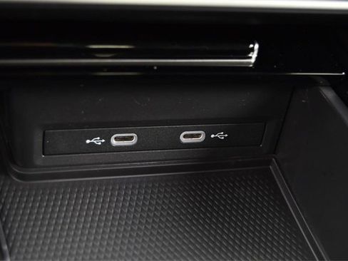 New 2026 Volkswagen Atlas Cross Sport SE image 16