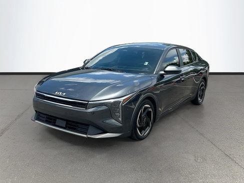 Certified 2025 Kia K4 EX FWD image 3