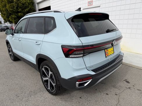New 2026 Volkswagen Taos SEL AWD/4WD image 4