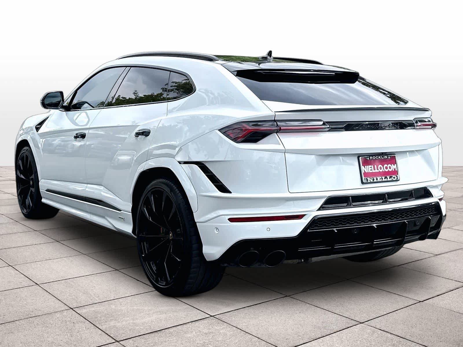 Used 2023 Lamborghini Urus S AWD/4WD image 16