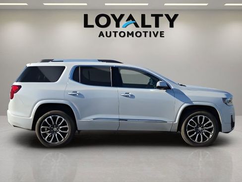Used 2022 GMC Acadia Denali w/ Denali Technology Package image 6