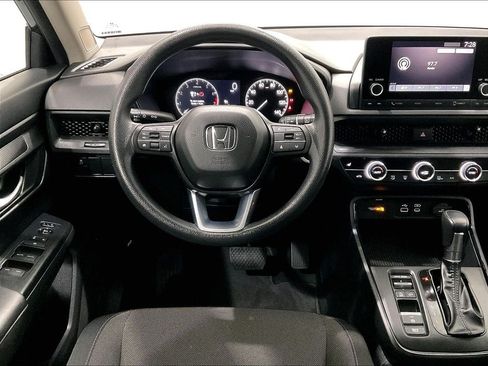 Used 2024 Honda CR-V EX image 17