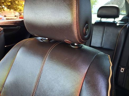 Used 2019 Chevrolet Impala Premier FWD image 17