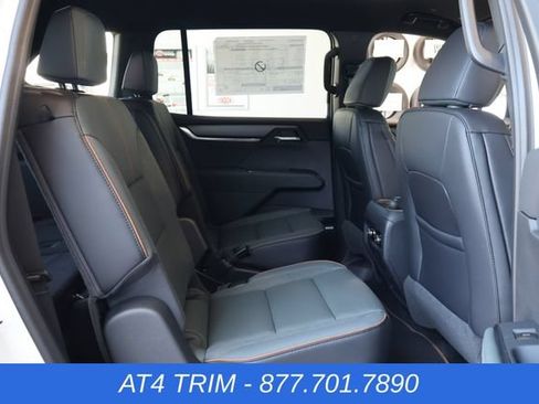 New 2026 GMC Acadia AT4 w/ Luxury Package AWD/4WD image 23
