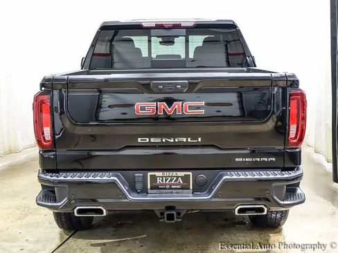 Used 2024 GMC Sierra 1500 Denali w/ Technology Package AWD/4WD image 8