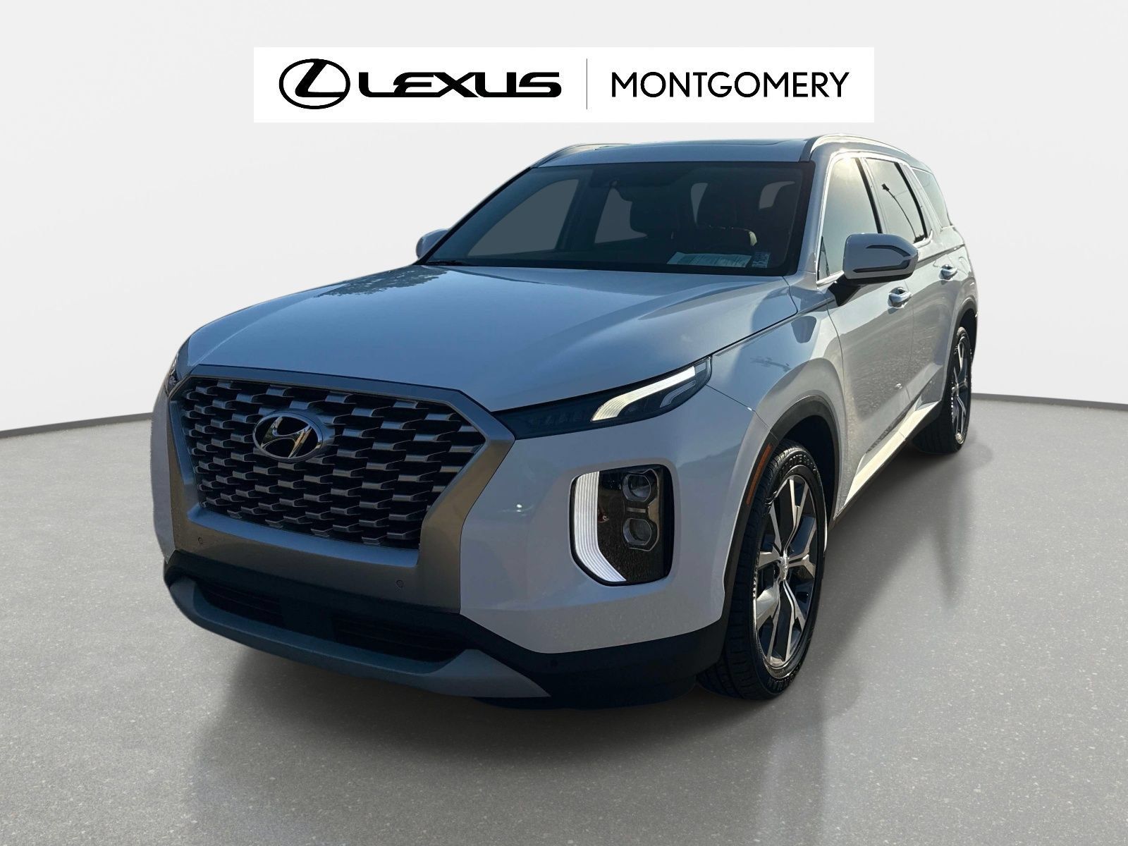 Used 2022 Hyundai Palisade SEL w/ Premium Package FWD image 7