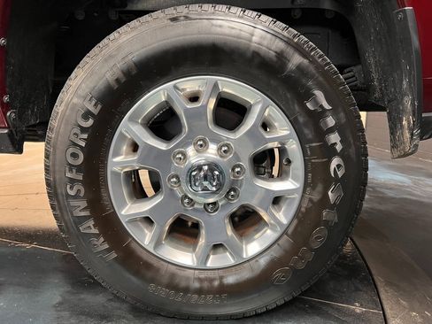 Used 2023 RAM 3500 Laramie image 27