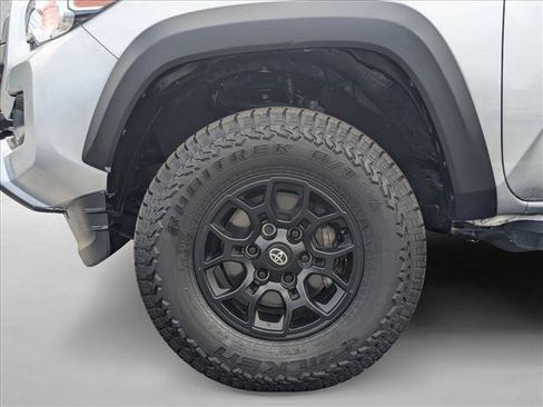 Used 2022 Toyota Tacoma SR w/ SX Package RWD image 15