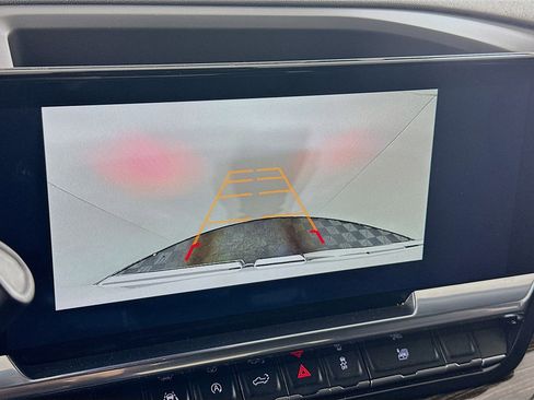 Used 2023 GMC Sierra 1500 Elevation image 22