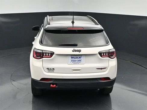 Used 2018 Jeep Compass Trailhawk w/ Leather Interior Group AWD/4WD image 21