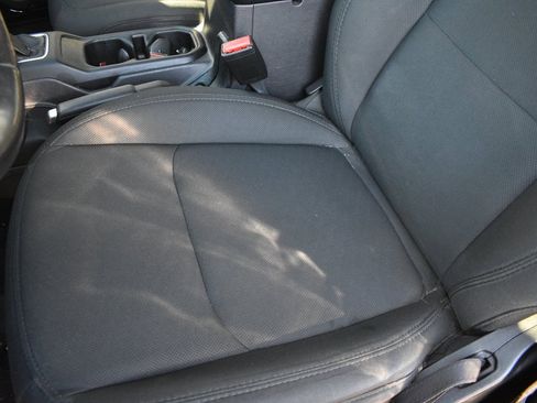 Used 2022 Jeep Gladiator Sport image 10