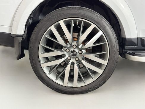 Used 2016 Land Rover LR4 HSE LUX image 37