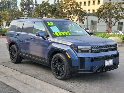 Certified 2025 Hyundai Santa Fe Calligraphy image 6