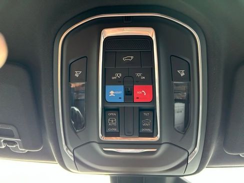 New 2026 Jeep Grand Cherokee Laredo image 47