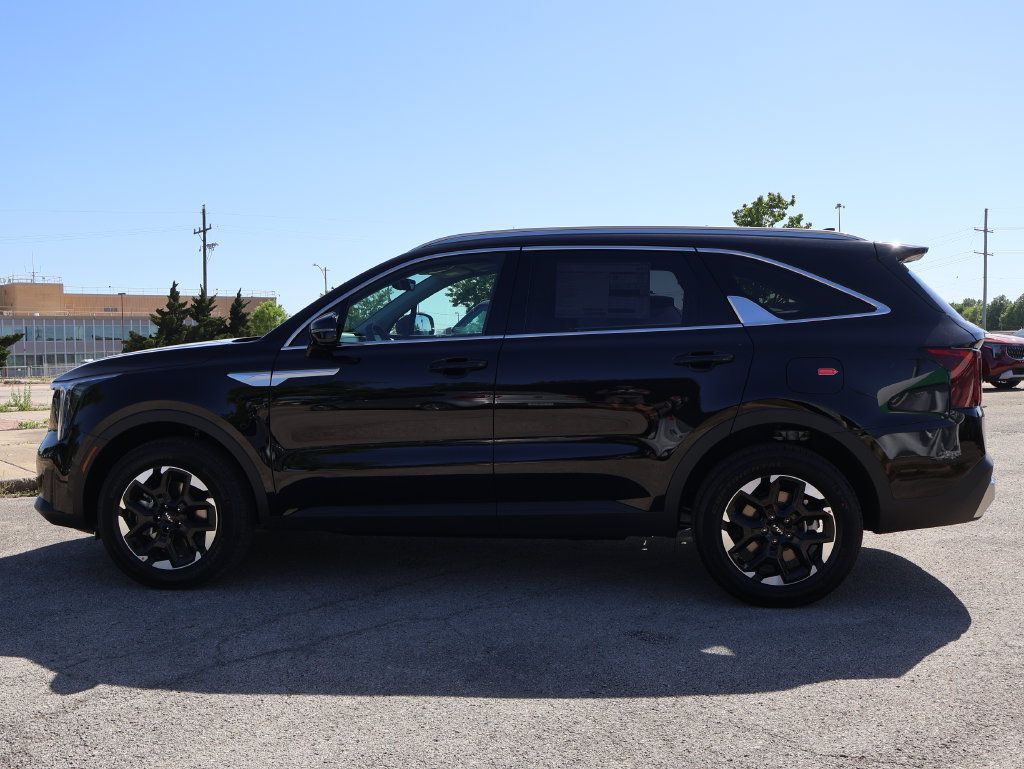 New 2026 Kia Sorento S w/ S Panoramic Sunroof Package AWD/4WD image 4