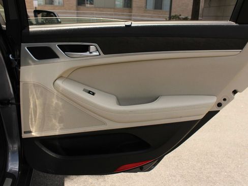 Used 2016 Hyundai Genesis 3.8 w/ Option Group 04 AWD/4WD image 25