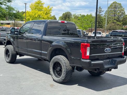Used 2019 Ford F350 Lariat AWD/4WD image 6