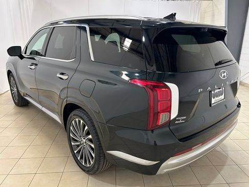 Used 2024 Hyundai Palisade Calligraphy FWD image 3
