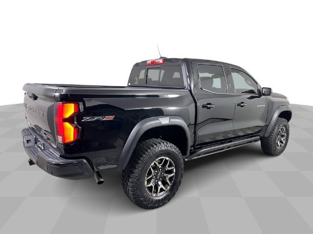 Used 2024 Chevrolet Colorado ZR2 w/ ZR2 Convenience Package III AWD/4WD image 8