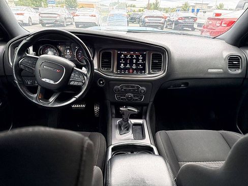Used 2019 Dodge Charger Scat Pack RWD image 7