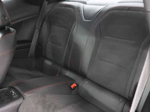 Used 2021 Chevrolet Camaro ZL1 RWD image 40