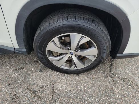 Used 2021 Subaru Ascent Premium w/ Convenience Package AWD/4WD image 6