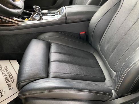 Used 2020 BMW X7 xDrive40i w/ Premium Package AWD/4WD image 28