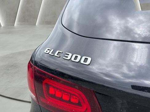 Used 2022 Mercedes-Benz GLC 300 4MATIC w/ Premium Package Lite image 10
