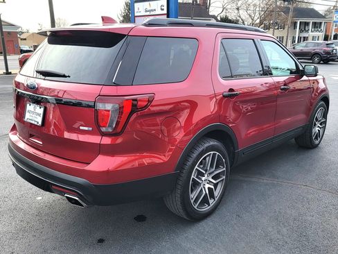 Used 2017 Ford Explorer Sport w/ Equipment Group 401A image 5