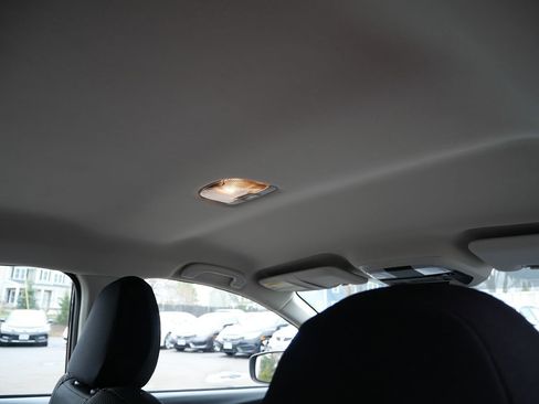 Used 2019 Subaru Impreza 2.0i image 28